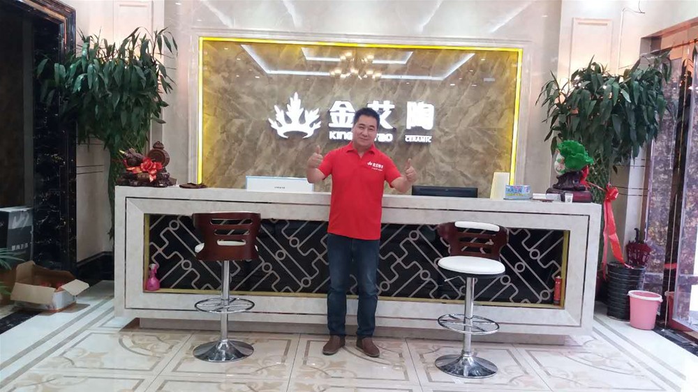 河南濮陽市金艾陶瓷磚總代理?xiàng)顕鴱?qiáng)