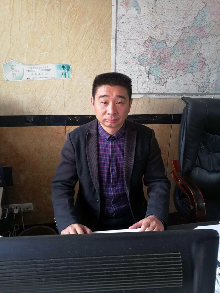 金艾陶瓷磚重慶大足區代理商胡洪軍：沒有做不成的事，只有不會做事的人